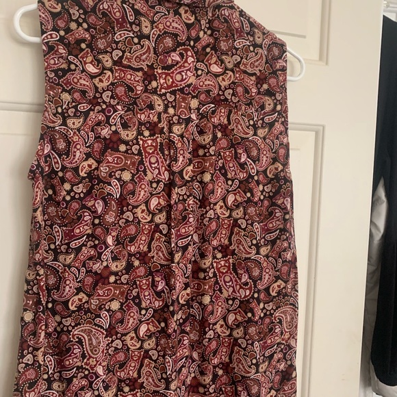 Rare Betabrand Dog Pattern Sleeveless Blouse Shirt SZ Medium Excellent Cond - Picture 6 of 8